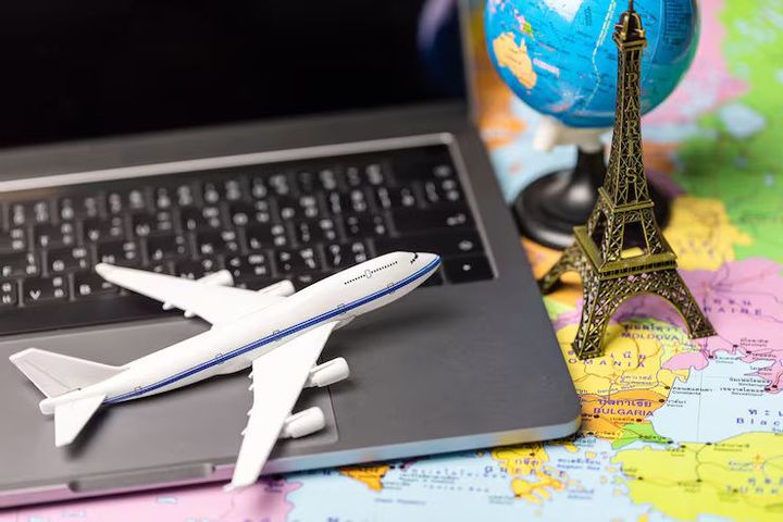 International Flight and Hotel Packages: Guide to Combined Travel Planning