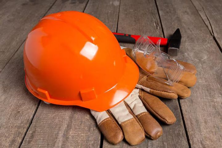 Industrial Safety Helmets: Complete Guide to Workplace Protection and Usage Standards