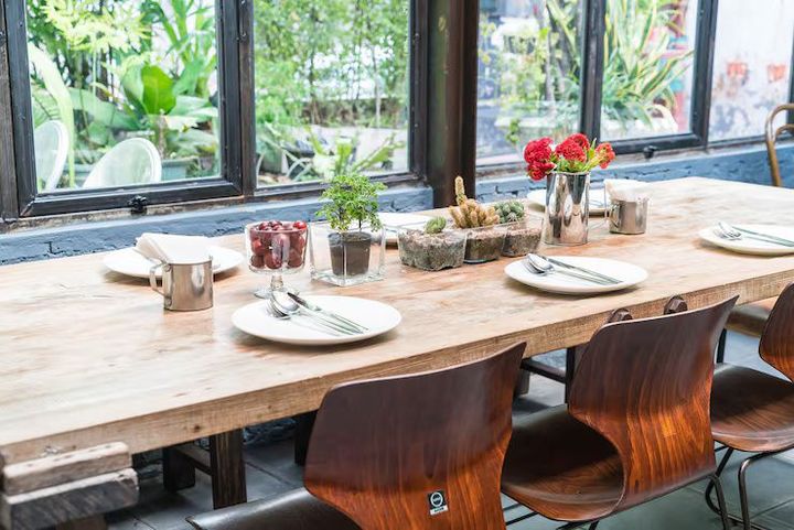 Industrial Dining Table Styles Guide: Explore Designs, Materials, and Trends