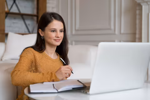 Discover Online Certification Courses: An Introduction to Digital Learning and Professional Development