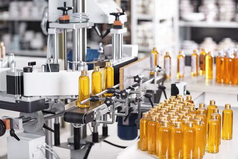 Automatic Bottling Machine Guide: Functions, Uses, and Industrial Benefits