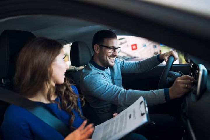 Discover CDL Training Programs and Comprehensive Professional Driver Development