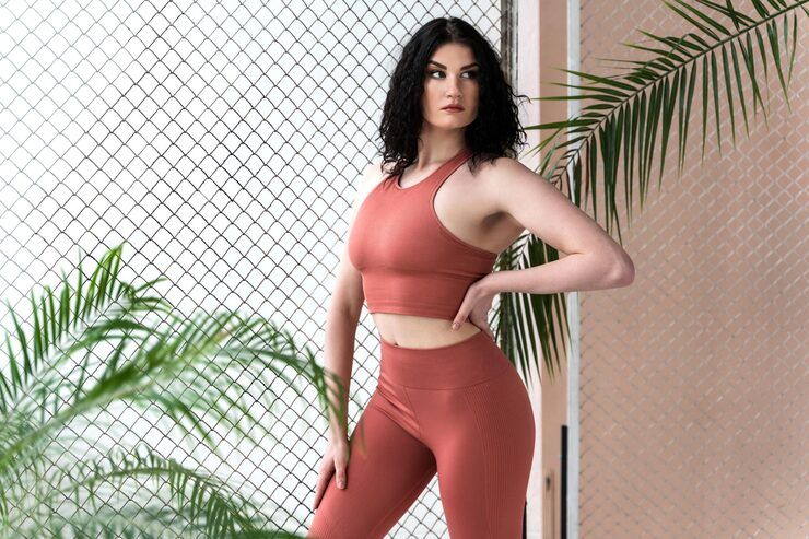 Athletic Clothing for Women: Complete Guide to Activewear Styles and Features