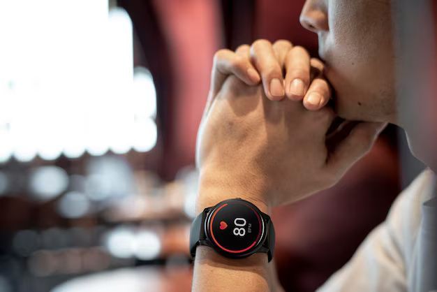 Smartwatch Guide: Luxury Collection Features, Trends, and Technology Insights
