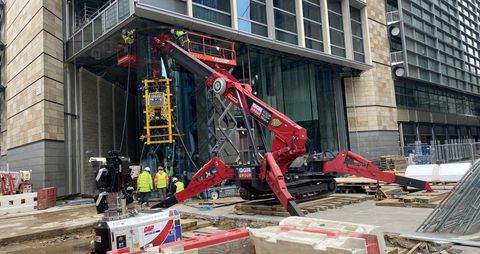 From Cranes to Vacuum Lifters: Understanding Modern Lifting Equipment